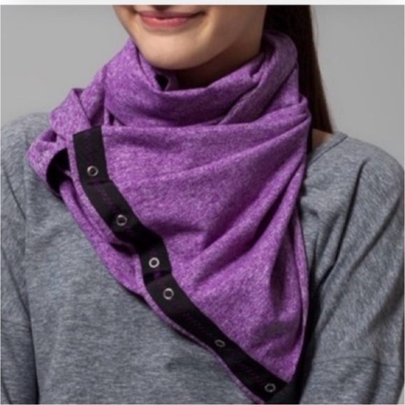 Ivivva Lululemon Village Infinity Sweater Neck Scarf Snap Purple Girls OS - Picture 1 of 5